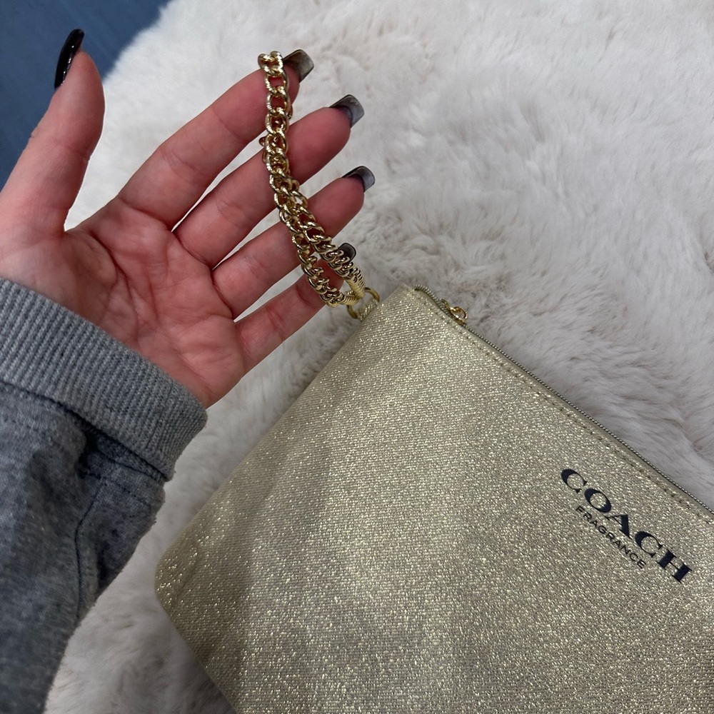 Coach pouch - Picture 2 of 5